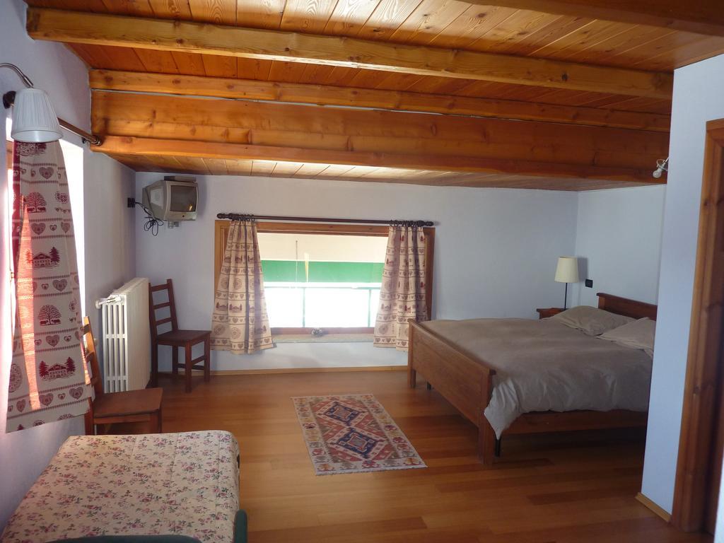 Tana Della Volpe Hotell Sestriere Exteriör bild